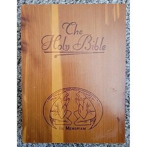 VTG. Cedar Wood Holy Bible Hinged Storage Keepsake Box Union Made Local 94 U.A.W